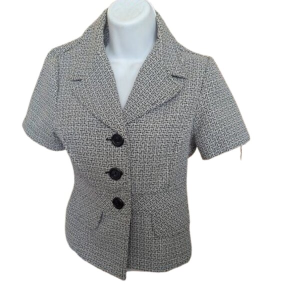 Gray and Black Skirt Suit Size 8 Petite - Picture 3 of 9